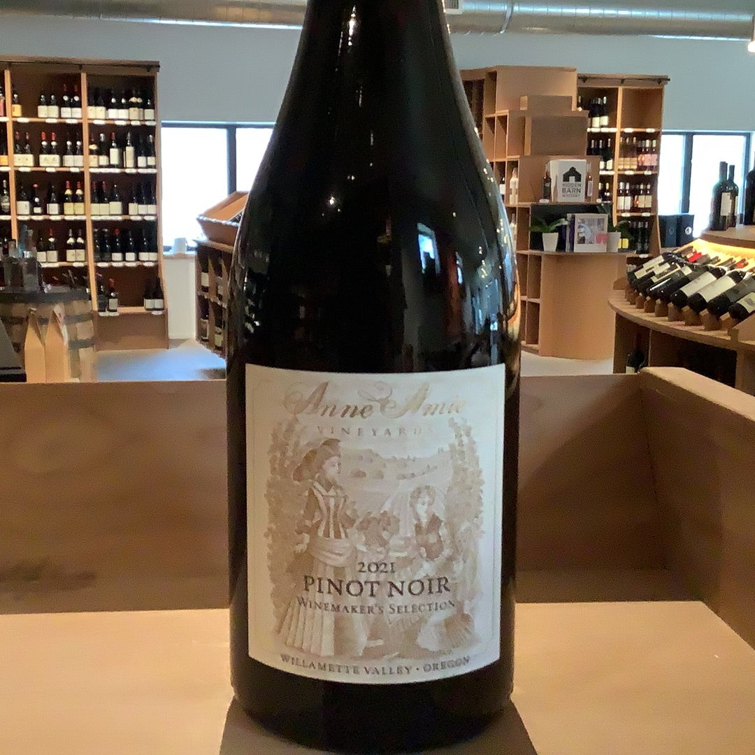 Anne Amie PN Winemakers Select