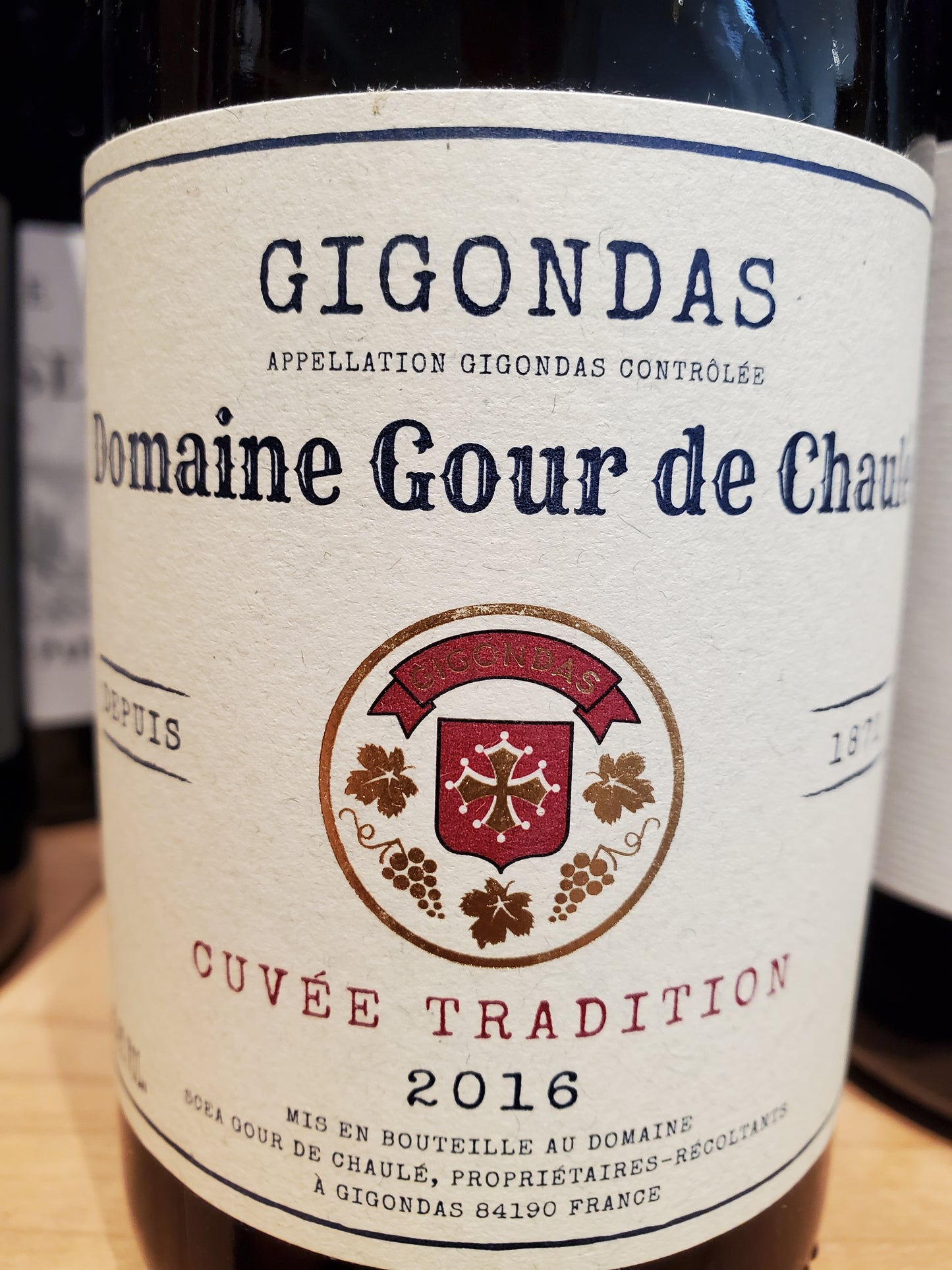 16 Gour de Chaule Gigondas 375ml
