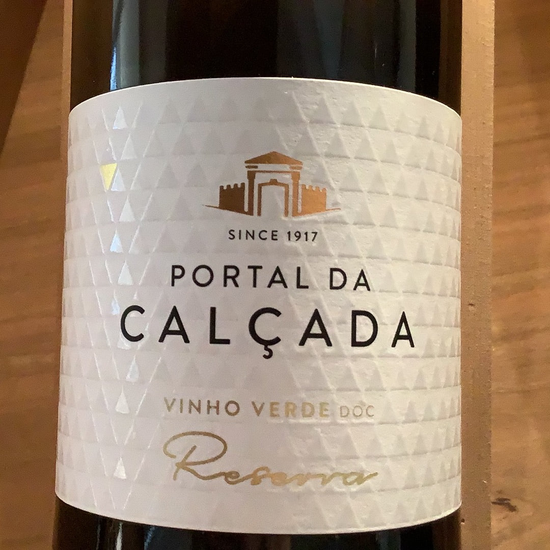 Portal Calcada Vinho Verde