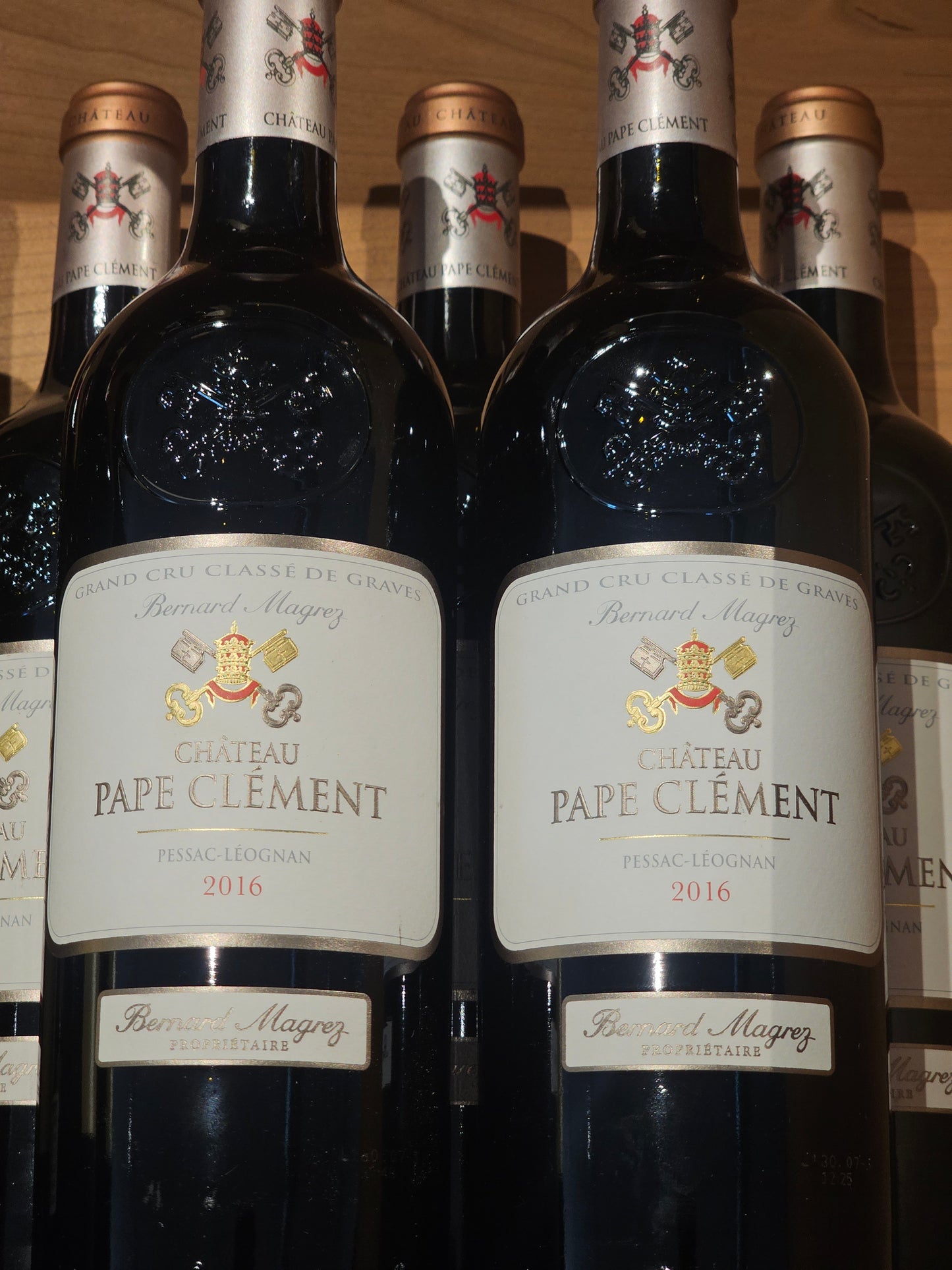 '16 Chateau Pape Clement Rouge (97JA, 97JD, 96WA, 96V)