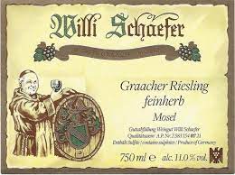 22 Schaefer Graacher Riesling Feinherb (95JS, 92WA)