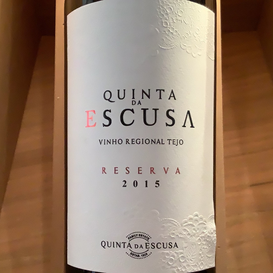 15 Quinta Escusa Red Reserve