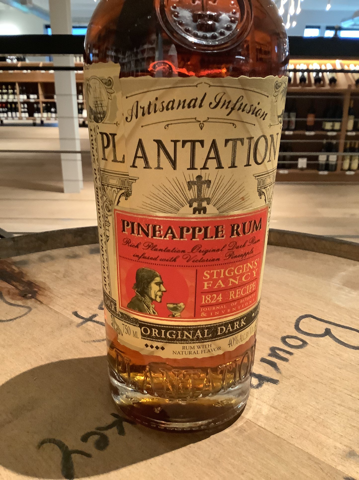 Plantation Dark Pineapple